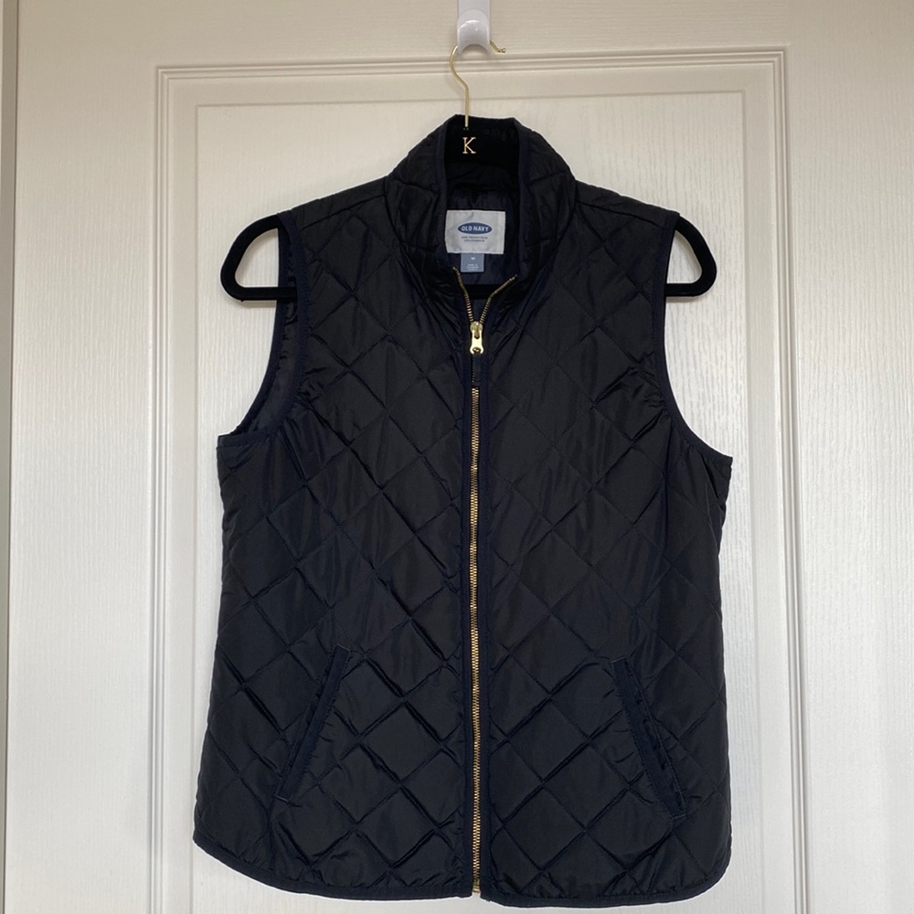 Black Vest - Old Navy - Medium